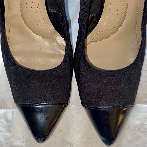 Ellen Tracy - Black 2” heels Size 10 - Picture 3 of 3